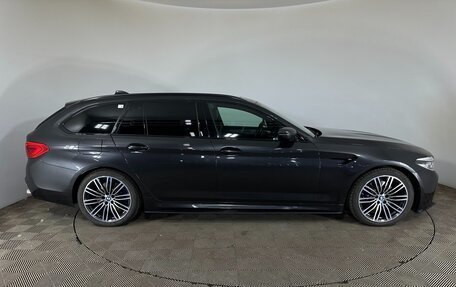 BMW 5 серия, 2019 год, 5 190 000 рублей, 4 фотография
