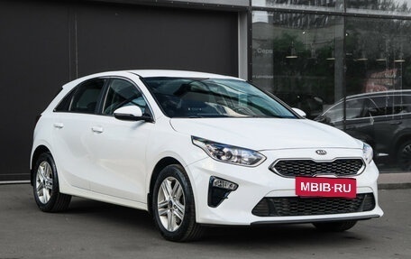 KIA cee'd III, 2020 год, 1 990 000 рублей, 3 фотография