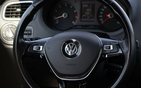Volkswagen Polo VI (EU Market), 2015 год, 858 000 рублей, 13 фотография