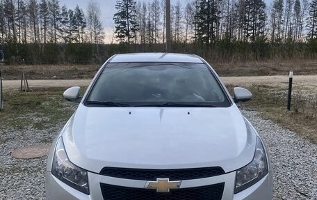 Chevrolet Cruze II, 2012 год, 700 000 рублей, 1 фотография