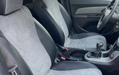 Chevrolet Cruze II, 2012 год, 700 000 рублей, 6 фотография