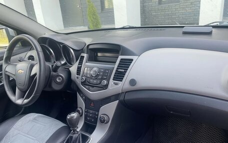 Chevrolet Cruze II, 2012 год, 700 000 рублей, 8 фотография