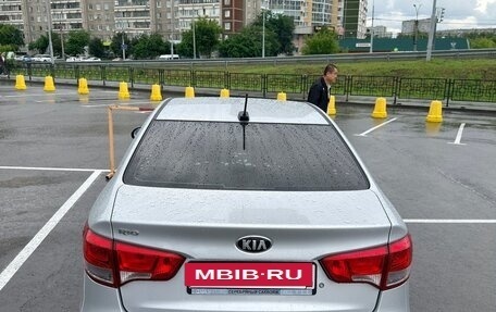 KIA Rio III рестайлинг, 2017 год, 960 000 рублей, 2 фотография