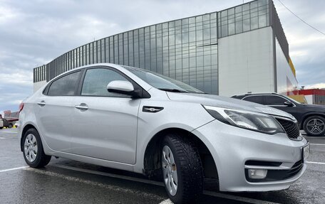 KIA Rio III рестайлинг, 2017 год, 960 000 рублей, 4 фотография