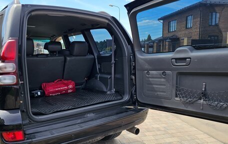 Toyota Land Cruiser Prado 120 рестайлинг, 2007 год, 2 400 000 рублей, 7 фотография