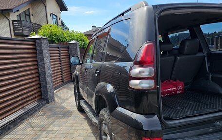 Toyota Land Cruiser Prado 120 рестайлинг, 2007 год, 2 400 000 рублей, 8 фотография