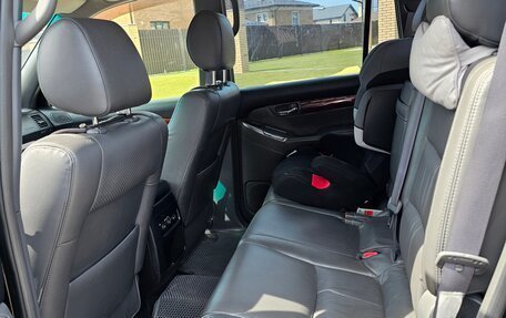 Toyota Land Cruiser Prado 120 рестайлинг, 2007 год, 2 400 000 рублей, 23 фотография