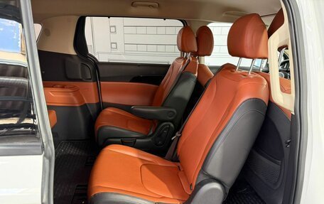 KIA Carnival, 2022 год, 4 600 000 рублей, 3 фотография