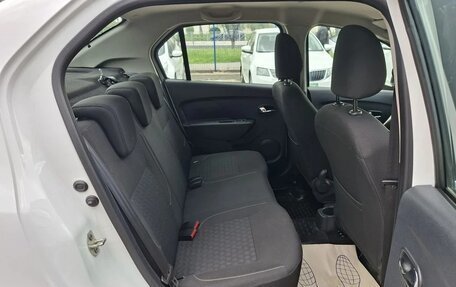 Renault Logan II, 2020 год, 1 230 000 рублей, 32 фотография
