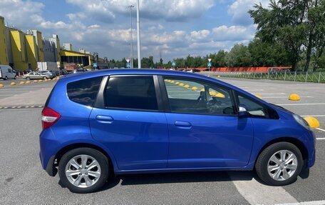 Honda Jazz II рестайлинг, 2011 год, 615 000 рублей, 3 фотография