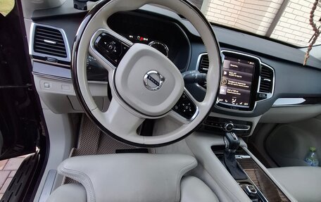 Volvo XC90 II рестайлинг, 2015 год, 2 850 000 рублей, 9 фотография