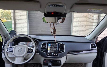 Volvo XC90 II рестайлинг, 2015 год, 2 850 000 рублей, 18 фотография