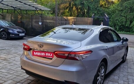 Toyota Camry, 2020 год, 2 850 000 рублей, 6 фотография