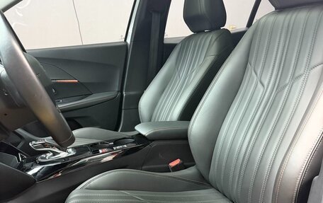 Peugeot 2008 II, 2023 год, 1 406 000 рублей, 13 фотография