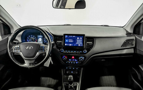 Hyundai Solaris II рестайлинг, 2021 год, 1 480 000 рублей, 14 фотография