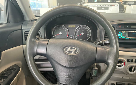 Hyundai Verna II, 2007 год, 410 000 рублей, 11 фотография