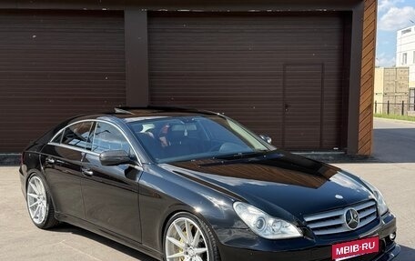 Mercedes-Benz CLS, 2008 год, 2 150 000 рублей, 1 фотография
