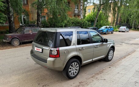 Land Rover Freelander II рестайлинг 2, 2010 год, 1 000 000 рублей, 5 фотография