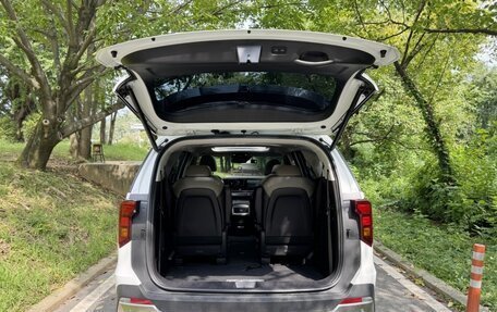 KIA Carnival, 2025 год, 4 750 000 рублей, 13 фотография