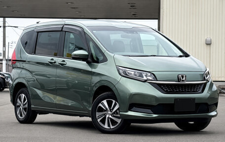 Honda Freed II, 2023 год, 1 345 000 рублей, 7 фотография