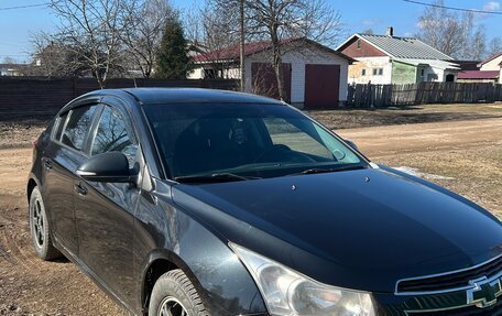 Chevrolet Cruze II, 2014 год, 700 000 рублей, 4 фотография