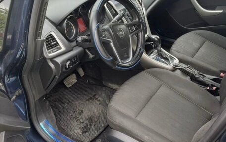 Opel Astra J, 2011 год, 730 000 рублей, 10 фотография