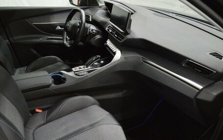 Peugeot 5008 II, 2021 год, 2 000 000 рублей, 11 фотография