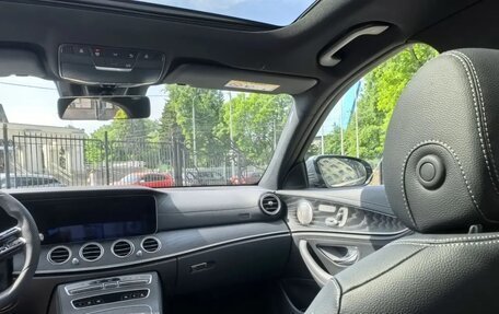 Mercedes-Benz E-Класс, 2022 год, 6 750 000 рублей, 16 фотография