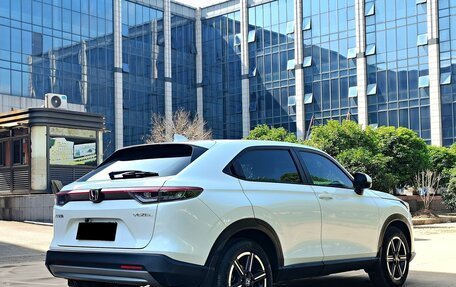 Honda Vezel, 2023 год, 1 858 010 рублей, 6 фотография