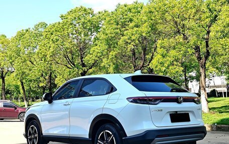 Honda Vezel, 2023 год, 1 858 010 рублей, 5 фотография