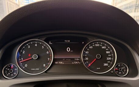Volkswagen Touareg III, 2011 год, 1 900 000 рублей, 6 фотография
