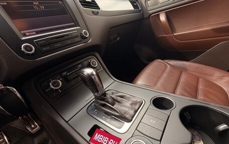 Volkswagen Touareg III, 2011 год, 1 900 000 рублей, 9 фотография