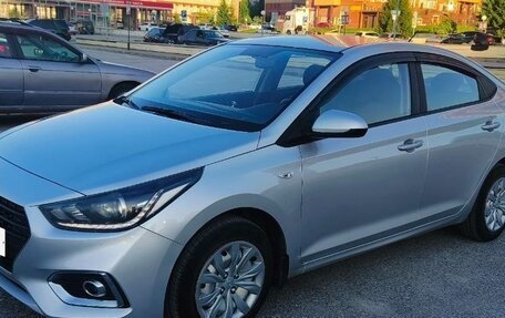 Hyundai Solaris II рестайлинг, 2019 год, 950 000 рублей, 2 фотография