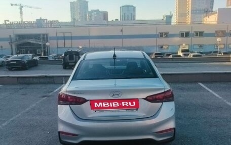 Hyundai Solaris II рестайлинг, 2019 год, 950 000 рублей, 5 фотография