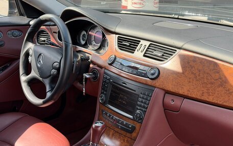 Mercedes-Benz CLS, 2008 год, 2 150 000 рублей, 17 фотография