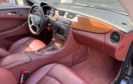 Mercedes-Benz CLS, 2008 год, 2 150 000 рублей, 16 фотография