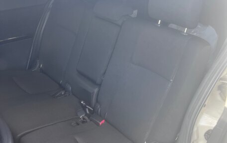 Toyota ISis I, 2012 год, 1 400 000 рублей, 17 фотография