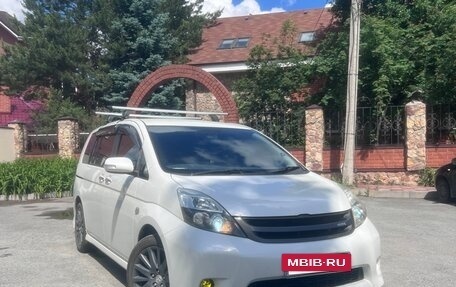 Toyota ISis I, 2012 год, 1 400 000 рублей, 8 фотография