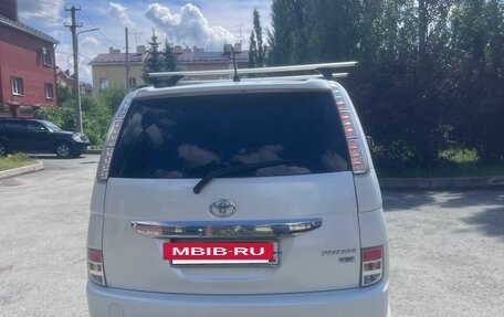 Toyota ISis I, 2012 год, 1 400 000 рублей, 12 фотография