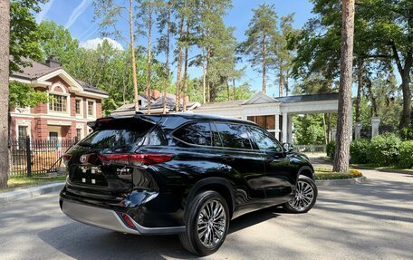 Toyota Highlander, 2026 год, 4 990 000 рублей, 2 фотография
