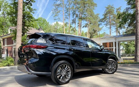 Toyota Highlander, 2026 год, 4 990 000 рублей, 11 фотография