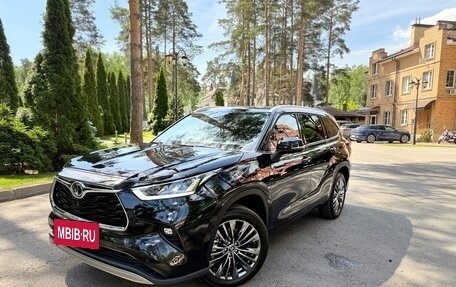 Toyota Highlander, 2026 год, 4 990 000 рублей, 7 фотография