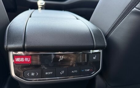 Toyota Highlander, 2026 год, 4 990 000 рублей, 23 фотография