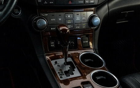 Toyota Highlander III, 2012 год, 1 599 000 рублей, 14 фотография