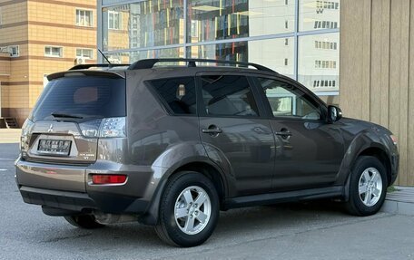 Mitsubishi Outlander III рестайлинг 3, 2011 год, 1 050 000 рублей, 6 фотография