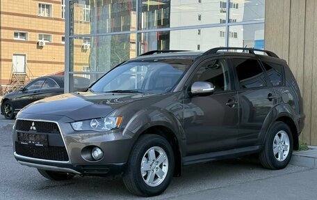 Mitsubishi Outlander III рестайлинг 3, 2011 год, 1 050 000 рублей, 3 фотография
