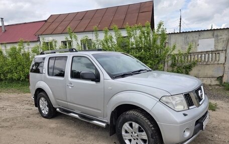 Nissan Pathfinder, 2007 год, 1 000 000 рублей, 3 фотография