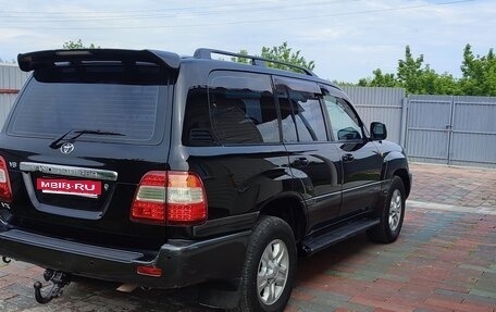 Toyota Land Cruiser 100 рестайлинг 2, 2006 год, 2 400 000 рублей, 4 фотография