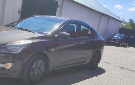 Hyundai Solaris II рестайлинг, 2016 год, 480 000 рублей, 4 фотография