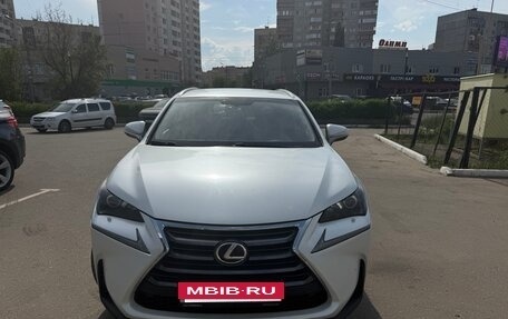 Lexus NX I, 2017 год, 2 800 000 рублей, 15 фотография